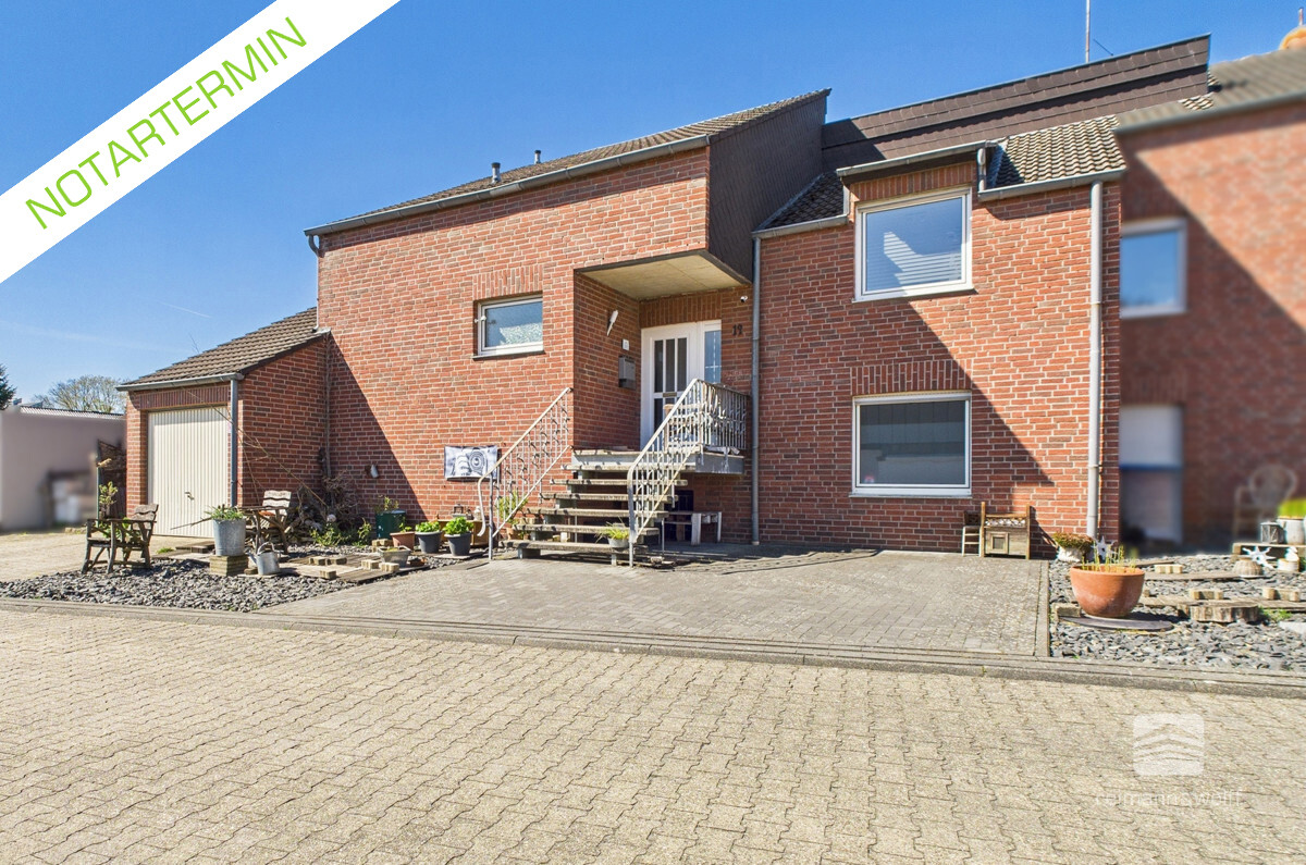 RESERVIERT<br>Hückelhoven-Doveren<br>Split-Level. Raum im Spiel der Ebenen.